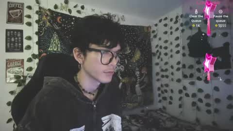 skiny_dann online show from April 23, 2026, 3:08 am