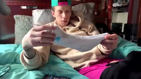 Skittles online show from February 23, 2025, 8:00 pm