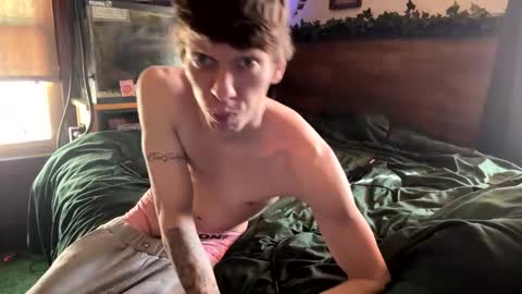 Skittles online show from March 1, 2026, 3:58 pm