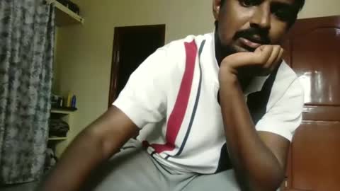 Indianslut1431 online show from March 13, 2026, 5:14 am