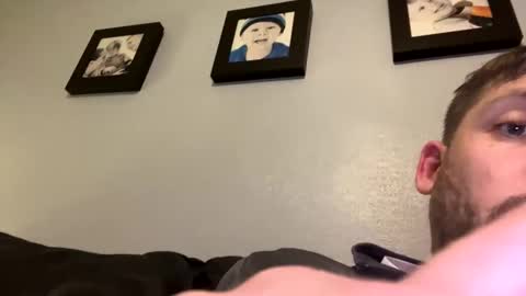 skuzzy25 online show from March 8, 2025, 10:56 pm