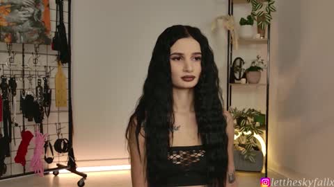 Eliza online show from March 18, 2026, 1:53 am