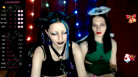 Iska Im genderfluid theyheshenot use ht have reasons and Mia my t-gf sheher online show from December 25, 2024, 3:17 pm