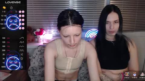 Iska Im genderfluid theyheshenot use ht have reasons and Mia my t-gf sheher online show from October 16, 2025, 4:30 pm