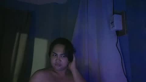 sky_uxxx online show from May 22, 2026, 10:43 am
