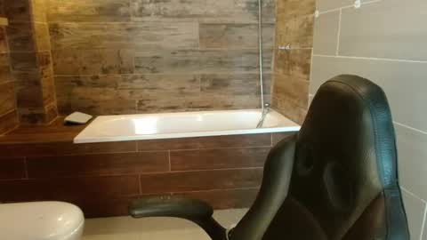 Snapshot of sky_winter chatting on February 22, 2026, 3:54 pm S O F I online show from February 22, 2026, 3:54 pm