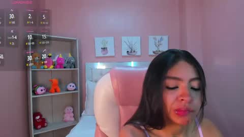 S O F I  online show from April 25, 2026, 2:58 pm