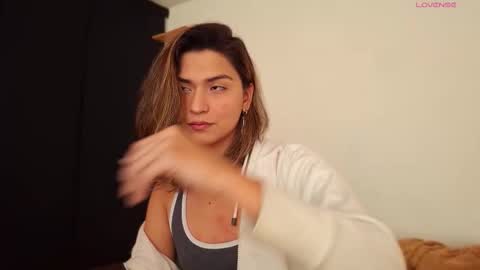 Vi online show from October 15, 2025, 6:57 am