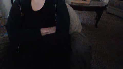 SKYLE   online show from February 17, 2025, 10:03 pm