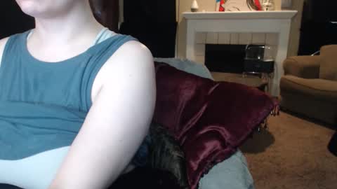 SKYLE   online show from April 12, 2026, 8:25 pm