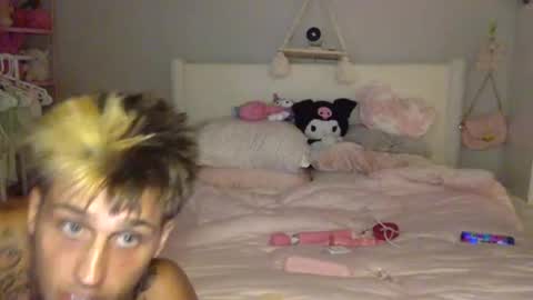sexiest couple on cam online show from July 14, 2026, 4:39 am