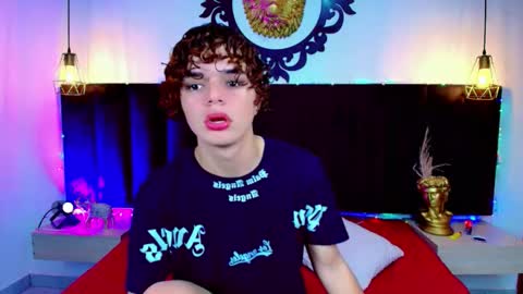 Snapshot of skyee_angel chatting on December 18, 2025, 7:20 pm Angel online show from December 18, 2025, 7:20 pm