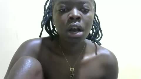 Snapshot of skylar2544 chatting on December 18, 2025, 2:50 am skylar2544 online show from December 18, 2025, 2:50 am