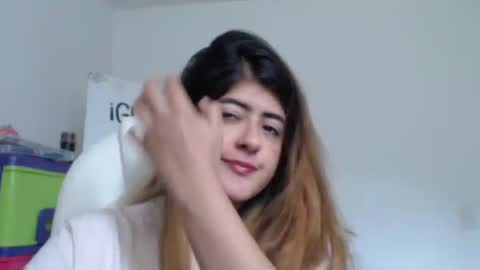 Snapshot of skyler1195 chatting on December 26, 2024, 6:12 pm Skyler online show from December 26, 2024, 6:12 pm