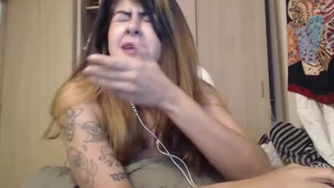 Snapshot of skyler1195 chatting on February 10, 2025, 2:41 am Skyler online show from February 10, 2025, 2:41 am