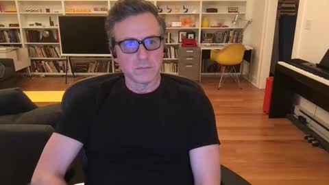 Snapshot of skyline3371 chatting on February 25, 2025, 6:47 am Skyline3371 online show from February 25, 2025, 6:47 am