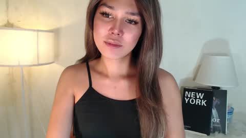 Snapshot of skyllerkent chatting on March 12, 2025, 4:30 am Sky online show from March 12, 2025, 4:30 am