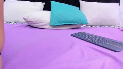 Skynny online show from February 21, 2025, 6:18 am