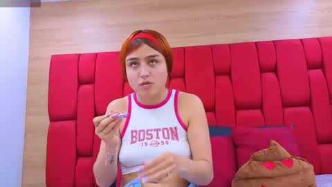 Skynny online show from November 12, 2025, 8:52 pm