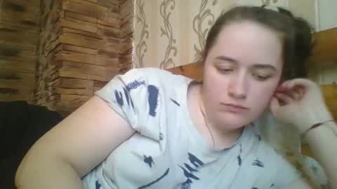 skyressie333 online show from March 18, 2026, 9:01 am