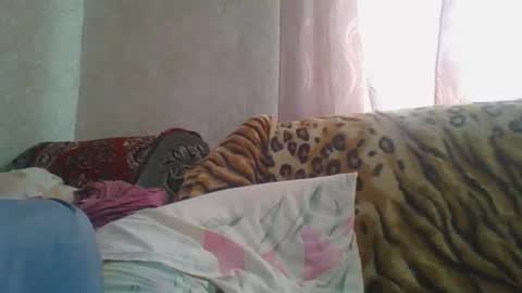 skyressie333 online show from March 21, 2026, 8:19 am