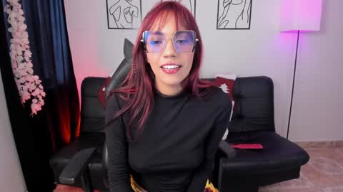 Snapshot of skyssoul chatting on December 12, 2024, 8:43 pm cielo     online show from December 12, 2024, 8:43 pm