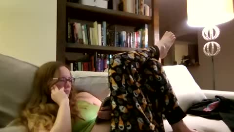 Sky Winters online show from October 25, 2025, 1:46 am