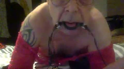 slav266938 online show from February 11, 2025, 6:01 pm