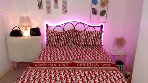 Queen Cyrine online show from March 10, 2026, 1:32 am