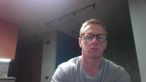 Snapshot of slavutich777 chatting on October 24, 2025, 4:47 pm slavutich777 online show from October 24, 2025, 4:47 pm