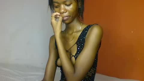 Snapshot of slaybby chatting on February 8, 2025, 7:59 pm Slaybby online show from February 8, 2025, 7:59 pm