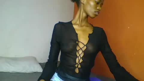 Snapshot of slaybby chatting on March 1, 2025, 4:33 pm Slaybby online show from March 1, 2025, 4:33 pm