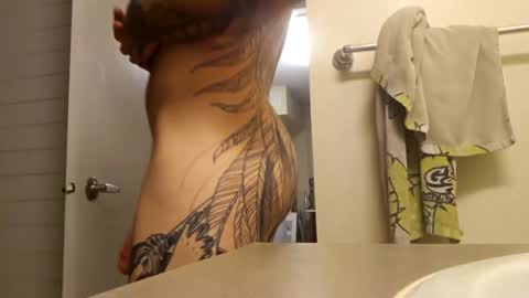 Snapshot of slayerdime85 chatting on February 12, 2025, 6:19 am slayerdime85 online show from February 12, 2025, 6:19 am