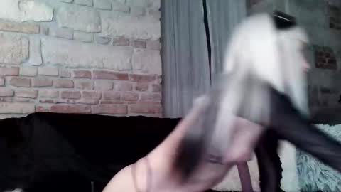 sleeperly online show from February 6, 2026, 1:32 am