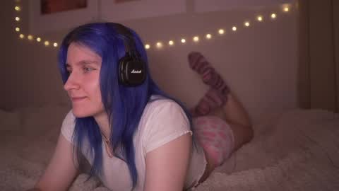 Sonya online show from February 21, 2025, 9:00 pm