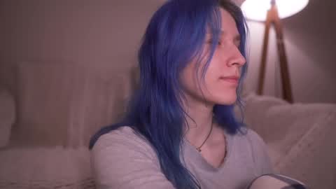 Sonya online show from March 12, 2025, 10:28 pm