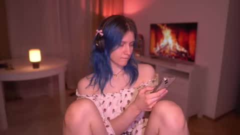 Sonya online show from November 24, 2025, 8:52 pm