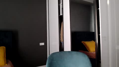 Slemgem Amy  friends online show from September 11, 2025, 6:35 am