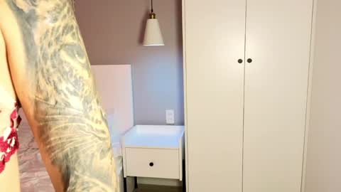 Slemgem Amy  friends online show from April 4, 2026, 5:10 pm