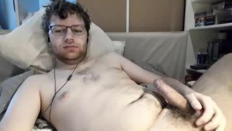 slender_slit online show from February 8, 2026, 8:29 am