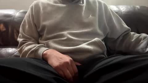 slick2285 online show from October 27, 2025, 7:12 am