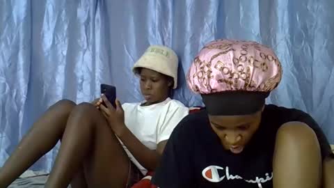 Alicia online show from November 3, 2025, 5:58 pm