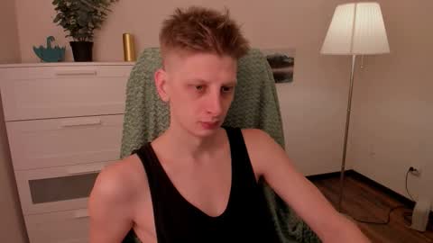 Andy online show from November 14, 2025, 8:18 pm