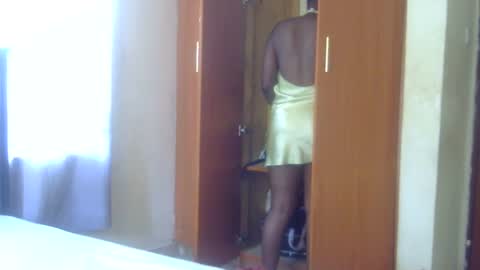 slim_joy online show from February 2, 2025, 12:46 pm