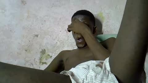 slim long01 online show from November 29, 2025, 9:23 am