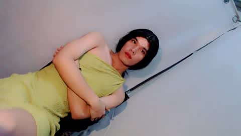 Snapshot of slim_nathalia chatting on April 22, 2026, 4:59 am slim_nathalia online show from April 22, 2026, 4:59 am
