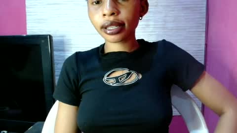 Snapshot of slimass31 chatting on June 27, 2026, 10:04 pm slimass31 online show from June 27, 2026, 10:04 pm
