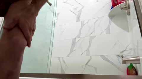 slimbuttniceguy online show from December 2, 2024, 7:27 pm