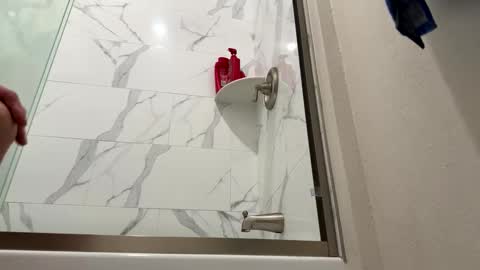 slimbuttniceguy online show from January 1, 2025, 5:00 pm