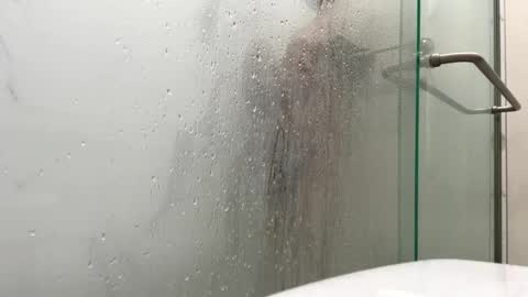 slimbuttniceguy online show from January 15, 2025, 6:08 pm